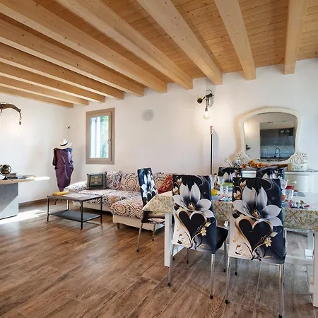 Holiday home Corte Dell'angelo Con Parcheggio Casa Pontida
